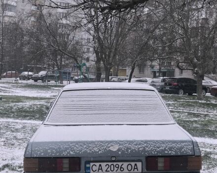 Синий Форд Гранада, объемом двигателя 2 л и пробегом 97 тыс. км за 550 $, фото 3 на Automoto.ua