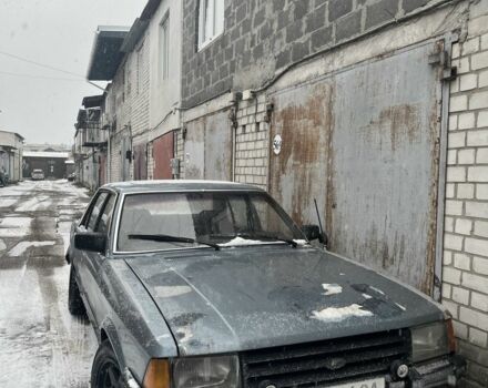 Синій Форд Гранада, об'ємом двигуна 2 л та пробігом 97 тис. км за 550 $, фото 1 на Automoto.ua