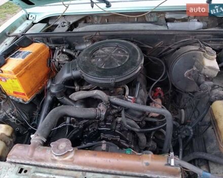 Зелений Форд Гранада, об'ємом двигуна 2.3 л та пробігом 200 тис. км за 550 $, фото 5 на Automoto.ua