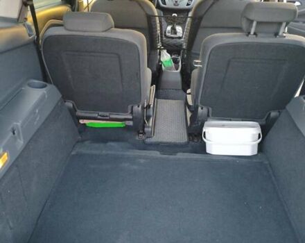 Белый Форд Гранд С-макс, объемом двигателя 2 л и пробегом 252 тыс. км за 9100 $, фото 10 на Automoto.ua