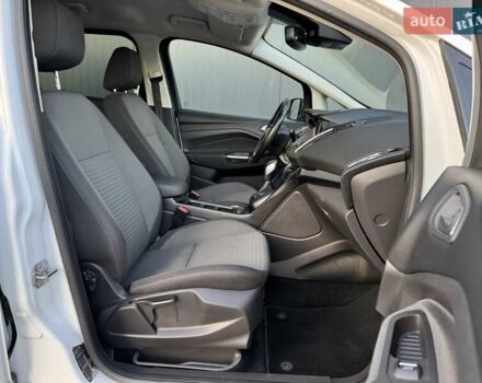 Белый Форд Гранд С-макс, объемом двигателя 1.5 л и пробегом 213 тыс. км за 10500 $, фото 22 на Automoto.ua