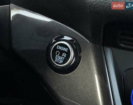 Белый Форд Гранд С-макс, объемом двигателя 1.5 л и пробегом 213 тыс. км за 10500 $, фото 30 на Automoto.ua