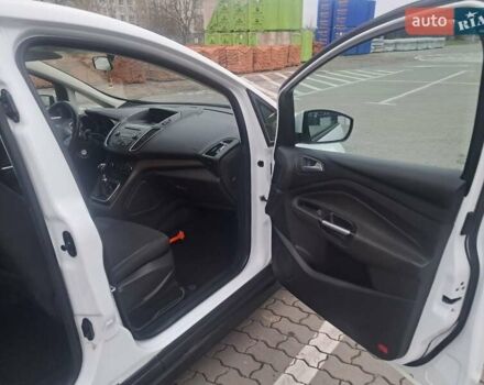 Белый Форд Гранд С-макс, объемом двигателя 1.5 л и пробегом 170 тыс. км за 9500 $, фото 14 на Automoto.ua