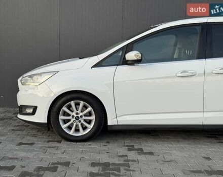 Белый Форд Гранд С-макс, объемом двигателя 1.5 л и пробегом 213 тыс. км за 10500 $, фото 10 на Automoto.ua