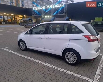 Белый Форд Гранд С-макс, объемом двигателя 1.5 л и пробегом 170 тыс. км за 9500 $, фото 4 на Automoto.ua
