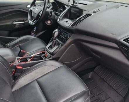 Белый Форд Гранд С-макс, объемом двигателя 1.5 л и пробегом 290 тыс. км за 8000 $, фото 4 на Automoto.ua