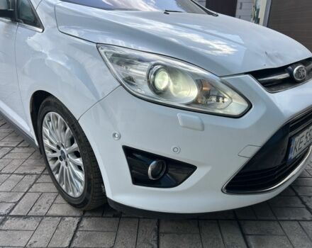 Белый Форд Гранд С-макс, объемом двигателя 2 л и пробегом 296 тыс. км за 6800 $, фото 1 на Automoto.ua