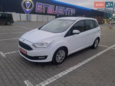 Белый Форд Гранд С-макс, объемом двигателя 1.5 л и пробегом 170 тыс. км за 9500 $, фото 1 на Automoto.ua