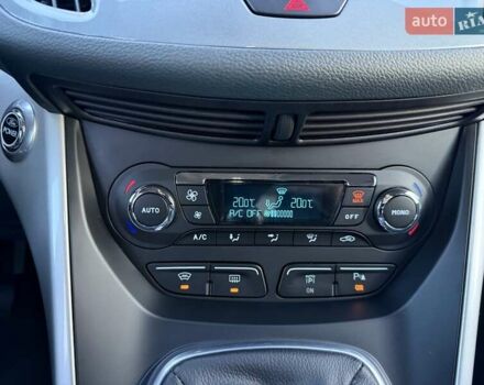 Чорний Форд Гранд С-макс, об'ємом двигуна 1.6 л та пробігом 201 тис. км за 8350 $, фото 122 на Automoto.ua