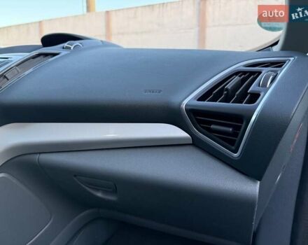 Чорний Форд Гранд С-макс, об'ємом двигуна 1.6 л та пробігом 201 тис. км за 8350 $, фото 146 на Automoto.ua