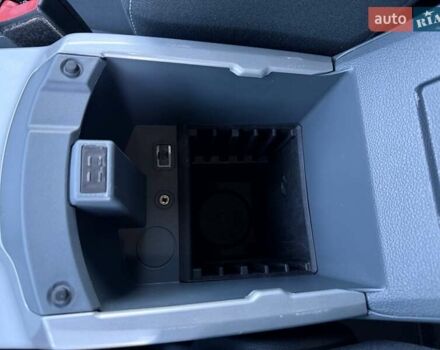 Чорний Форд Гранд С-макс, об'ємом двигуна 1.6 л та пробігом 201 тис. км за 8350 $, фото 121 на Automoto.ua