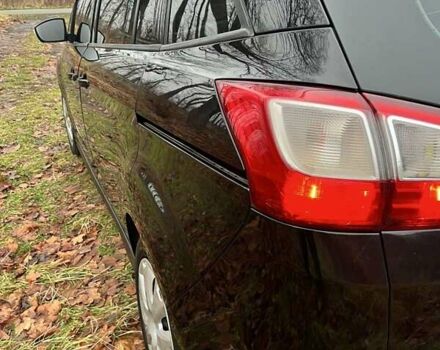 Черный Форд Гранд С-макс, объемом двигателя 1.56 л и пробегом 215 тыс. км за 7000 $, фото 14 на Automoto.ua