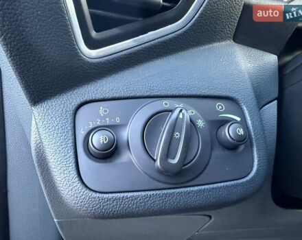 Чорний Форд Гранд С-макс, об'ємом двигуна 1.6 л та пробігом 201 тис. км за 8350 $, фото 107 на Automoto.ua