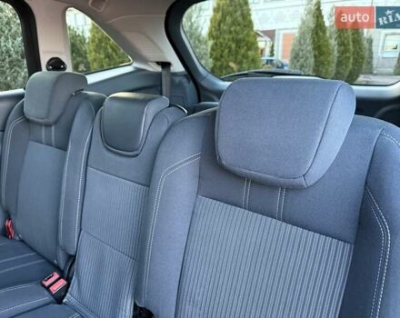 Чорний Форд Гранд С-макс, об'ємом двигуна 1.6 л та пробігом 201 тис. км за 8350 $, фото 152 на Automoto.ua