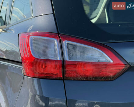 Серый Форд Гранд С-макс, объемом двигателя 1.6 л и пробегом 207 тыс. км за 7400 $, фото 18 на Automoto.ua