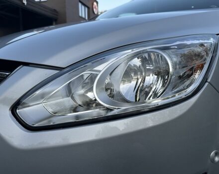 Серый Форд Гранд С-макс, объемом двигателя 1.6 л и пробегом 223 тыс. км за 6799 $, фото 17 на Automoto.ua