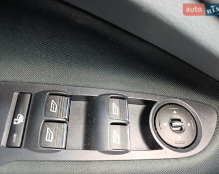 Сірий Форд Гранд С-макс, об'ємом двигуна 1.6 л та пробігом 235 тис. км за 7500 $, фото 6 на Automoto.ua