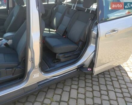 Серый Форд Гранд С-макс, объемом двигателя 1.6 л и пробегом 185 тыс. км за 7000 $, фото 13 на Automoto.ua