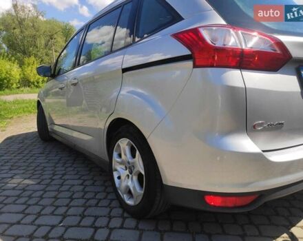 Серый Форд Гранд С-макс, объемом двигателя 1.6 л и пробегом 185 тыс. км за 7000 $, фото 18 на Automoto.ua