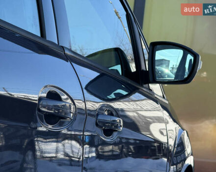 Серый Форд Гранд С-макс, объемом двигателя 1.6 л и пробегом 207 тыс. км за 7400 $, фото 25 на Automoto.ua