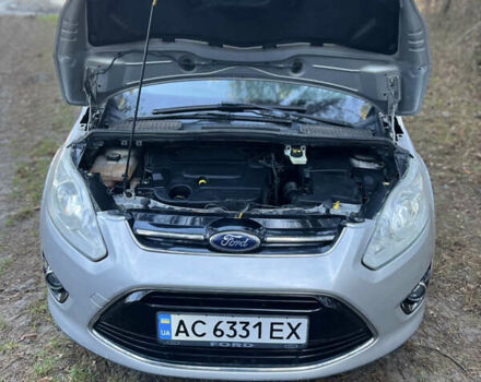 Серый Форд Гранд С-макс, объемом двигателя 2 л и пробегом 262 тыс. км за 7300 $, фото 3 на Automoto.ua