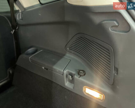 Сірий Форд Гранд С-макс, об'ємом двигуна 1.6 л та пробігом 233 тис. км за 9650 $, фото 28 на Automoto.ua