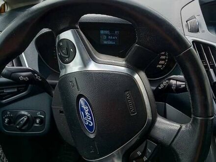 Серый Форд Гранд С-макс, объемом двигателя 2 л и пробегом 290 тыс. км за 9399 $, фото 1 на Automoto.ua