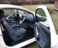 Белый Форд КА, объемом двигателя 1.2 л и пробегом 192 тыс. км за 3900 $, фото 4 на Automoto.ua