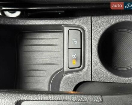 Белый Форд КА, объемом двигателя 1.2 л и пробегом 95 тыс. км за 7200 $, фото 56 на Automoto.ua