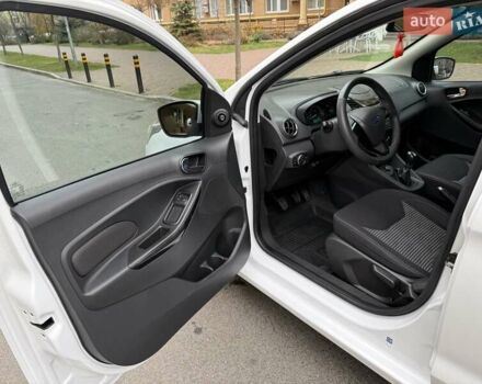 Белый Форд КА, объемом двигателя 1.2 л и пробегом 95 тыс. км за 7200 $, фото 29 на Automoto.ua