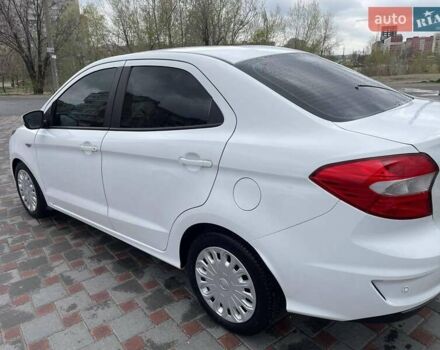 Белый Форд КА, объемом двигателя 1.2 л и пробегом 99 тыс. км за 8500 $, фото 3 на Automoto.ua