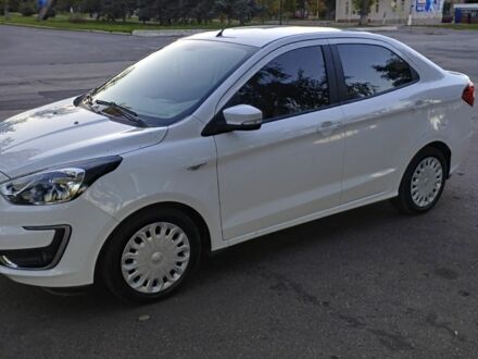 Белый Форд КА, объемом двигателя 1.2 л и пробегом 1000 тыс. км за 8000 $, фото 1 на Automoto.ua