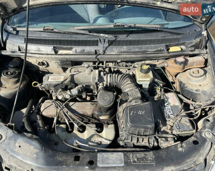 Черный Форд КА, объемом двигателя 1.3 л и пробегом 85 тыс. км за 999 $, фото 5 на Automoto.ua