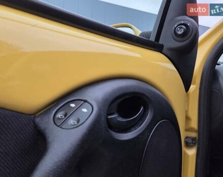 Жовтий Форд КА, об'ємом двигуна 1.3 л та пробігом 137 тис. км за 2650 $, фото 31 на Automoto.ua