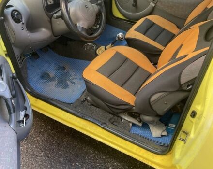 Желтый Форд КА, объемом двигателя 1.3 л и пробегом 180 тыс. км за 1100 $, фото 5 на Automoto.ua