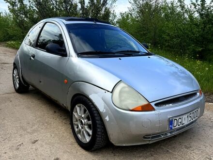 Серый Форд КА, объемом двигателя 1.3 л и пробегом 200 тыс. км за 1350 $, фото 1 на Automoto.ua