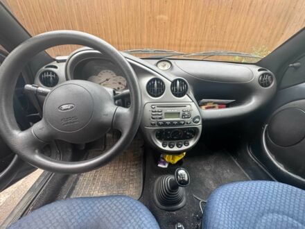 Серый Форд КА, объемом двигателя 1.3 л и пробегом 214 тыс. км за 1856 $, фото 1 на Automoto.ua