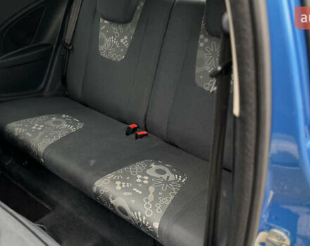 Синий Форд КА, объемом двигателя 1.24 л и пробегом 116 тыс. км за 5300 $, фото 15 на Automoto.ua