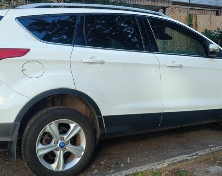Форд Куга 2016 в Кривом Роге на Automoto.ua Белый Форд Куга, объемом двигателя 2 л и пробегом 190 тыс. км за 13300 $, фото 2 на Automoto.ua