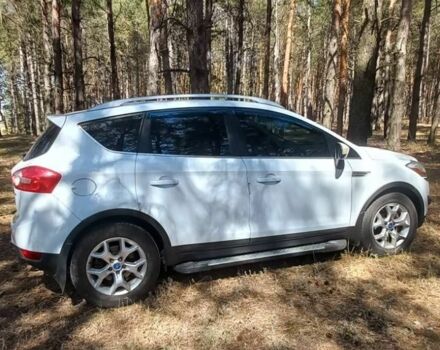 Белый Форд Куга, объемом двигателя 2 л и пробегом 200 тыс. км за 11000 $, фото 13 на Automoto.ua