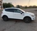 Белый Форд Куга, объемом двигателя 2 л и пробегом 237 тыс. км за 10019 $, фото 4 на Automoto.ua