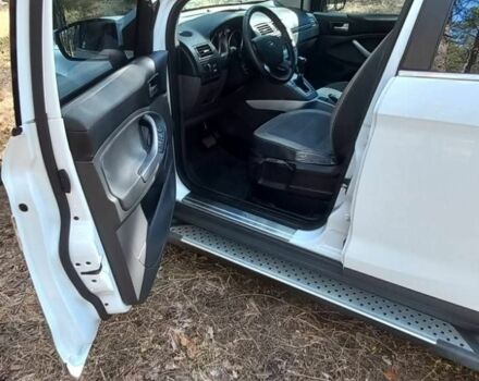 Белый Форд Куга, объемом двигателя 2 л и пробегом 200 тыс. км за 11000 $, фото 7 на Automoto.ua