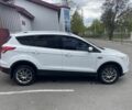 Белый Форд Куга, объемом двигателя 2 л и пробегом 250 тыс. км за 11009 $, фото 3 на Automoto.ua