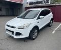 Белый Форд Куга, объемом двигателя 2 л и пробегом 250 тыс. км за 11009 $, фото 1 на Automoto.ua