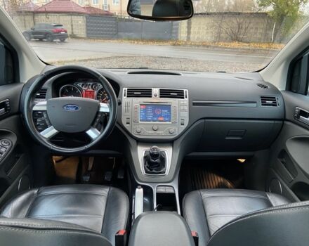 Белый Форд Куга, объемом двигателя 2 л и пробегом 260 тыс. км за 6151 $, фото 5 на Automoto.ua