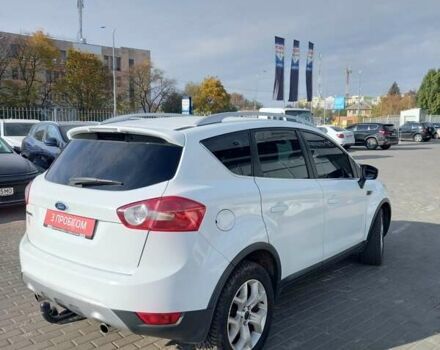 Белый Форд Куга, объемом двигателя 2.52 л и пробегом 225 тыс. км за 10700 $, фото 6 на Automoto.ua