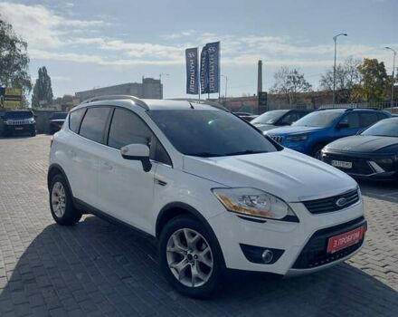 Белый Форд Куга, объемом двигателя 2.52 л и пробегом 225 тыс. км за 10700 $, фото 4 на Automoto.ua