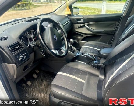 Білий Форд Куга, об'ємом двигуна 2 л та пробігом 222 тис. км за 9200 $, фото 6 на Automoto.ua