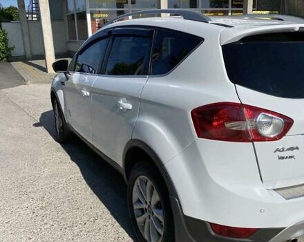 Білий Форд Куга, об'ємом двигуна 2.52 л та пробігом 208 тис. км за 11500 $, фото 7 на Automoto.ua