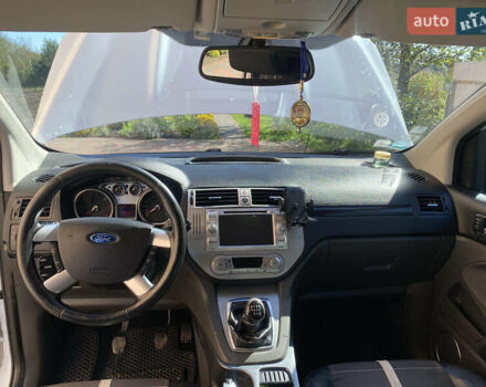 Форд Куга 2009 в Новый Роздол на Automoto.ua Белый Форд Куга, объемом двигателя 2 л и пробегом 245 тыс. км за 9100 $, фото 6 на Automoto.ua